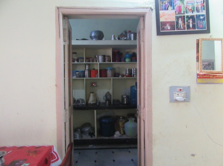 4) Li. id : 143 - Kitchen.JPG